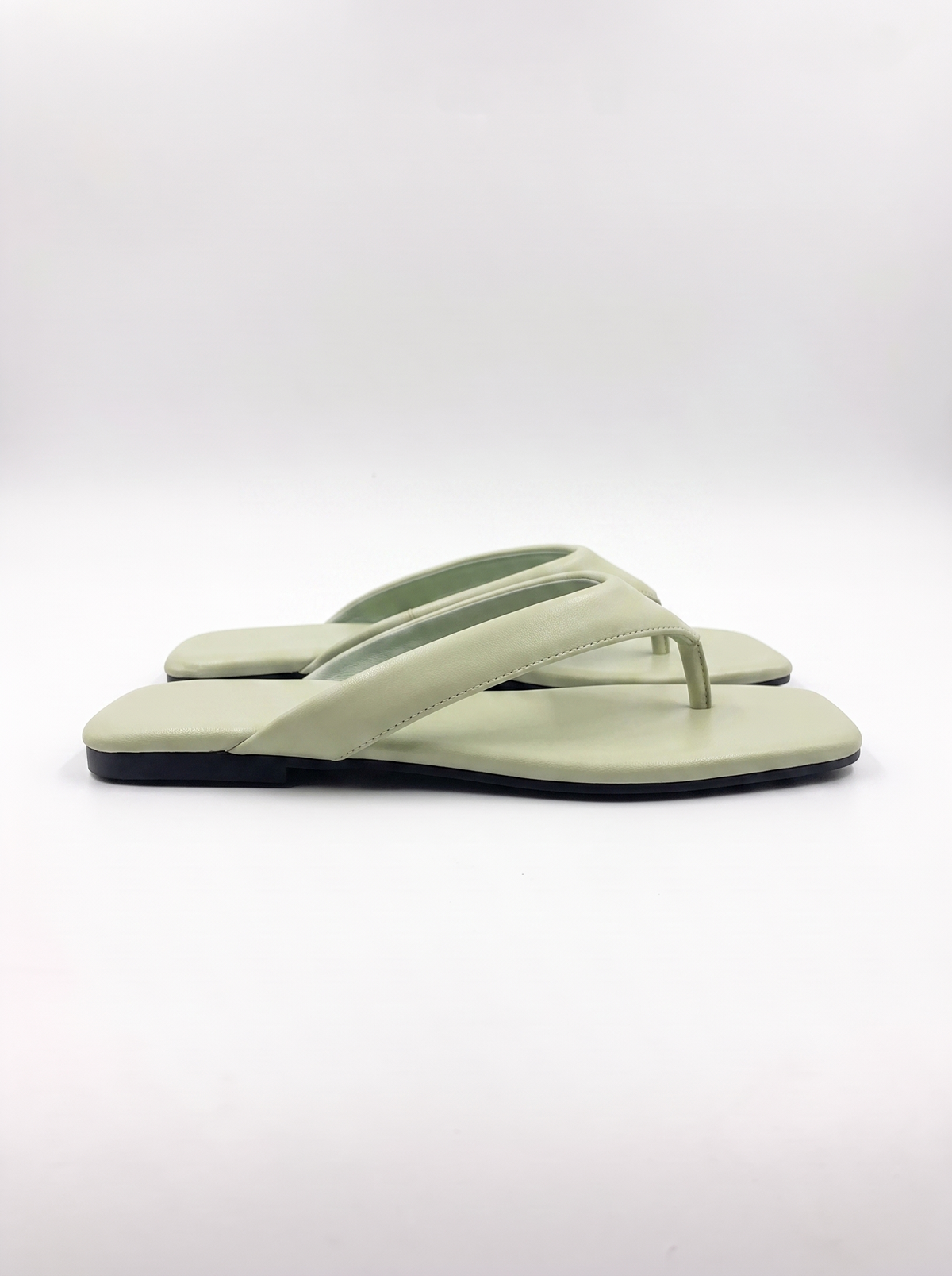 Chanclas Trisha de Punta Cuadrada