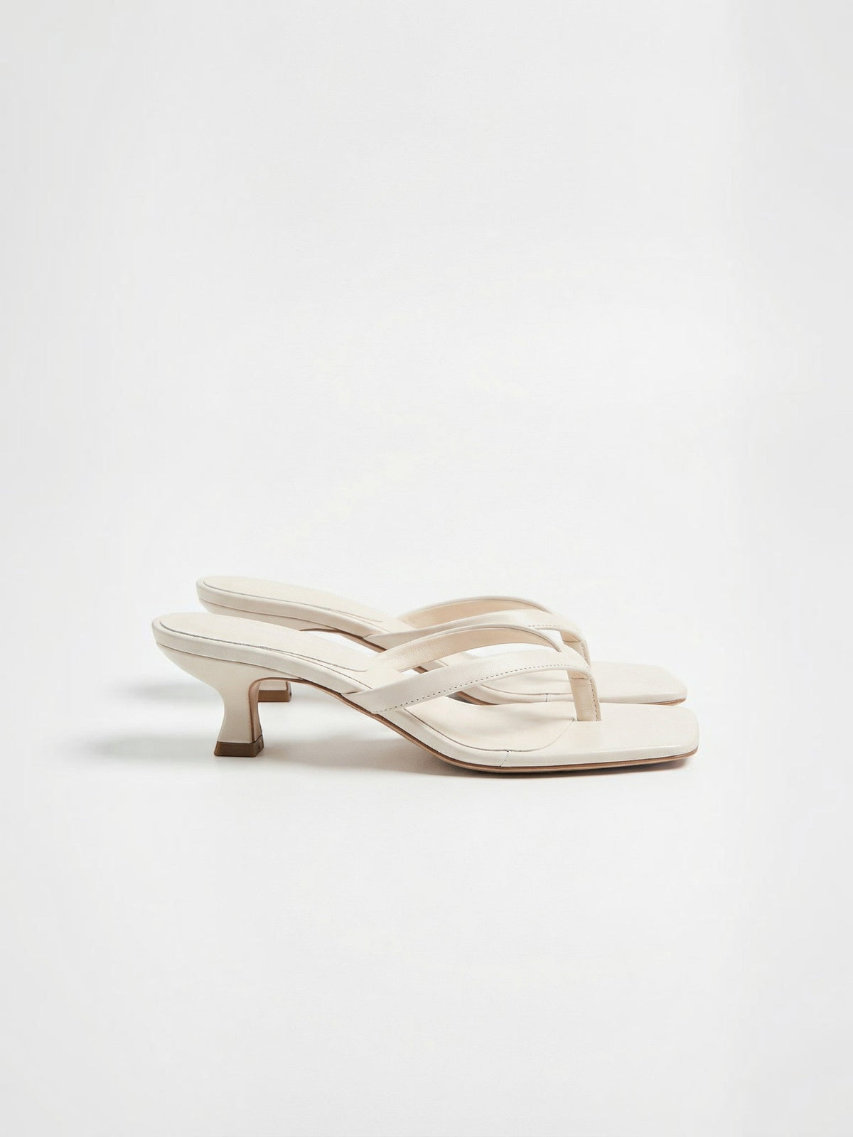 Sandalias Jessica de Tacón Kitten y Punta Cuadrada