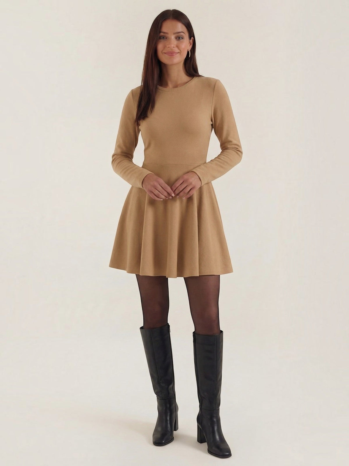 Vestido Corto Vuelo Manga Larga