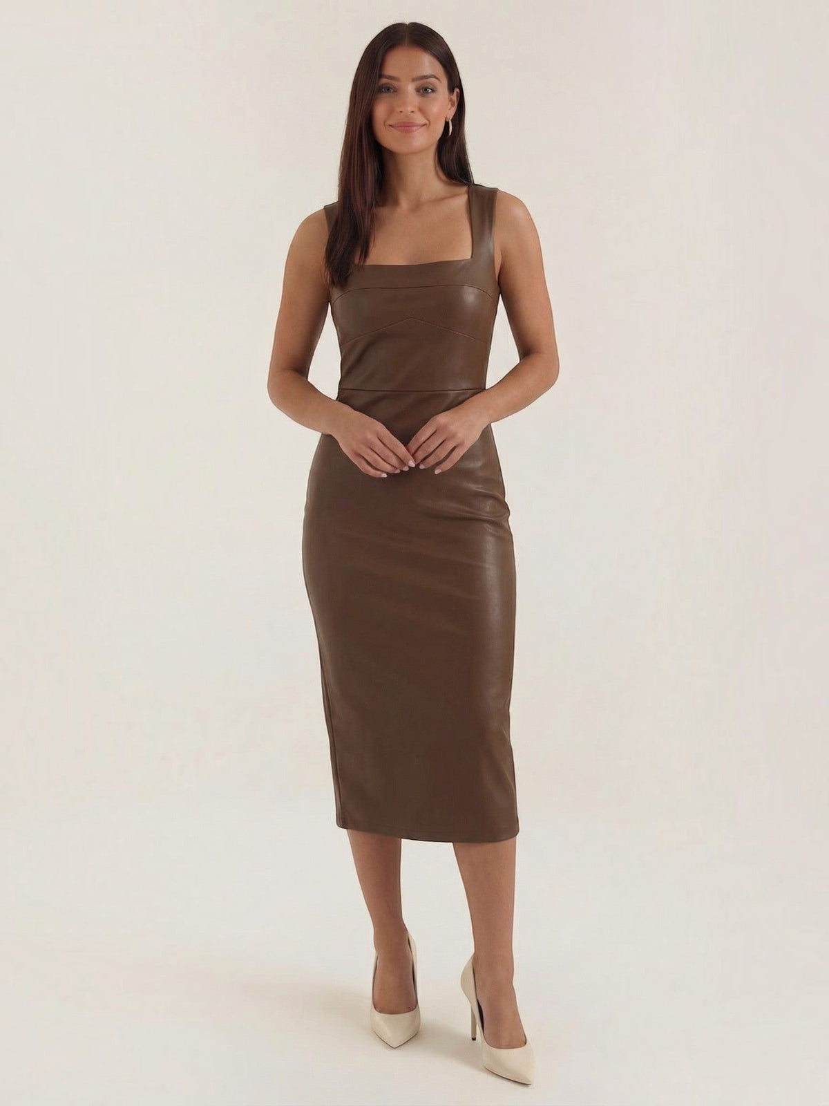 Vestido Midi Ceñido Escote Cuadrado