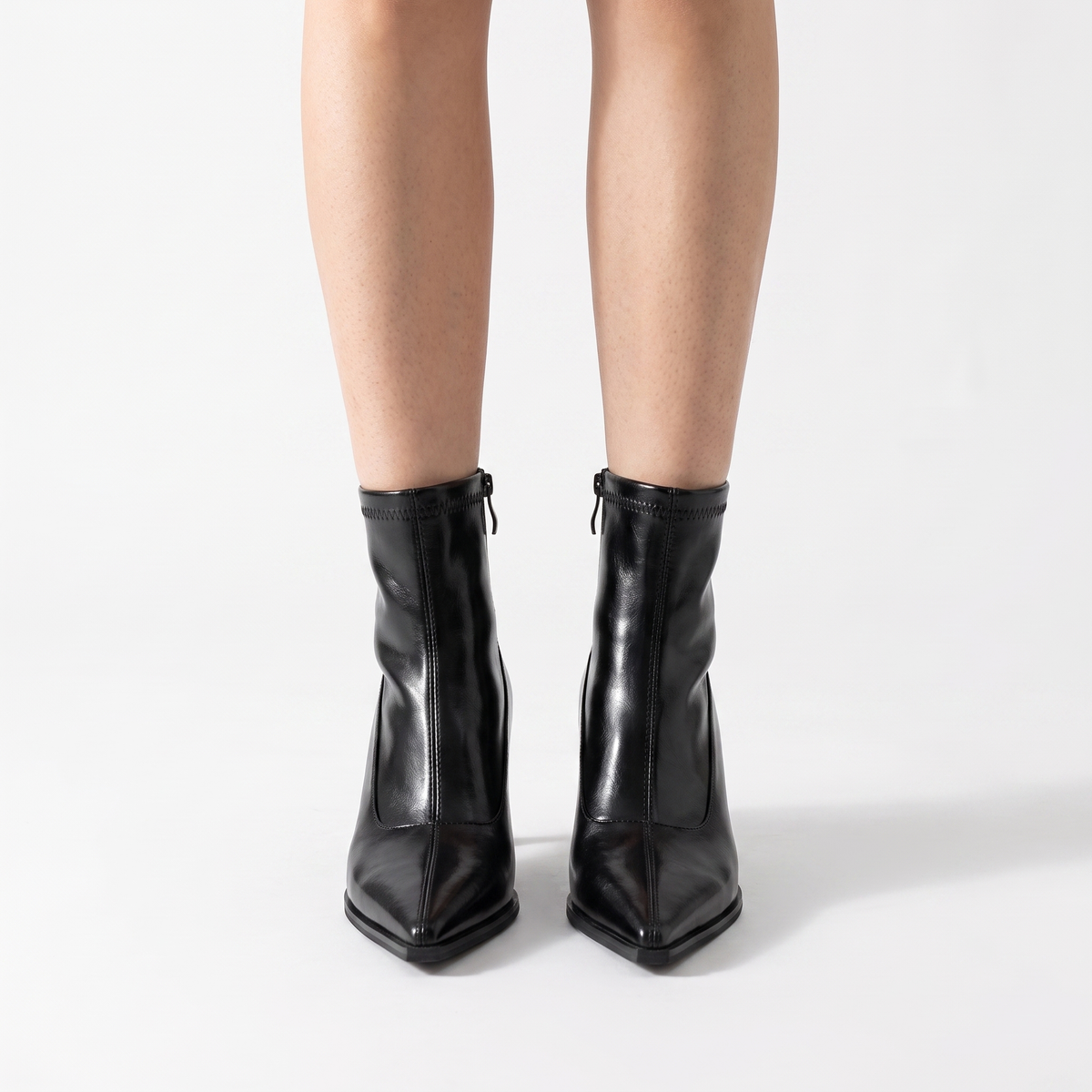 Botines Mujer Punta Fina de Piel