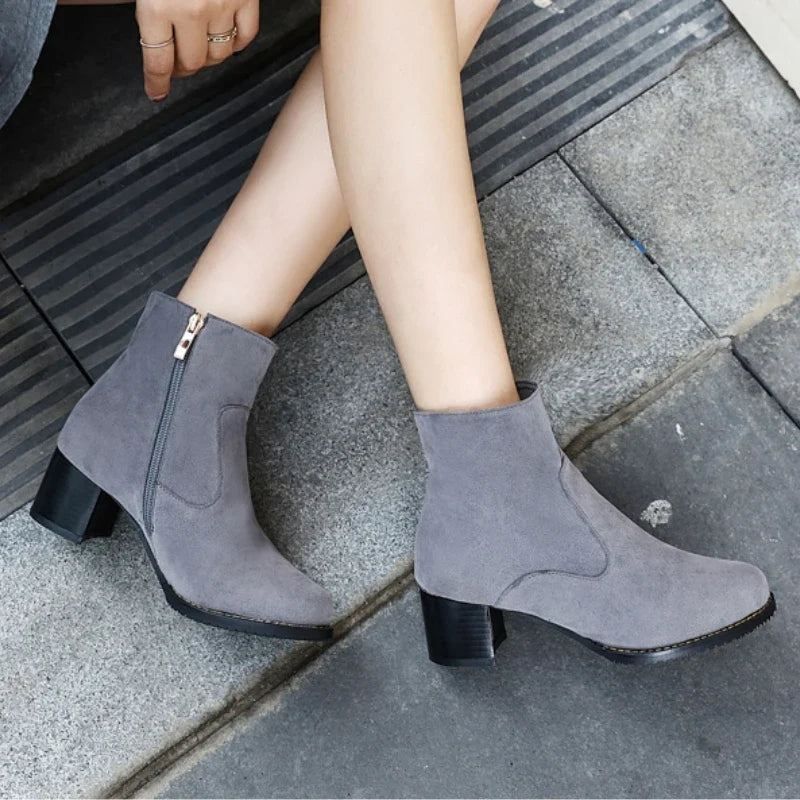 Botines de Tacón Mujer de Ante Suave Tacón Medio