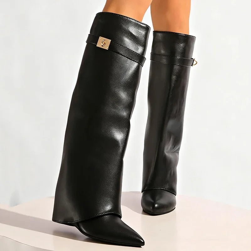 Botas Altas Mujer Negras de Cuero Mate Punta Fina