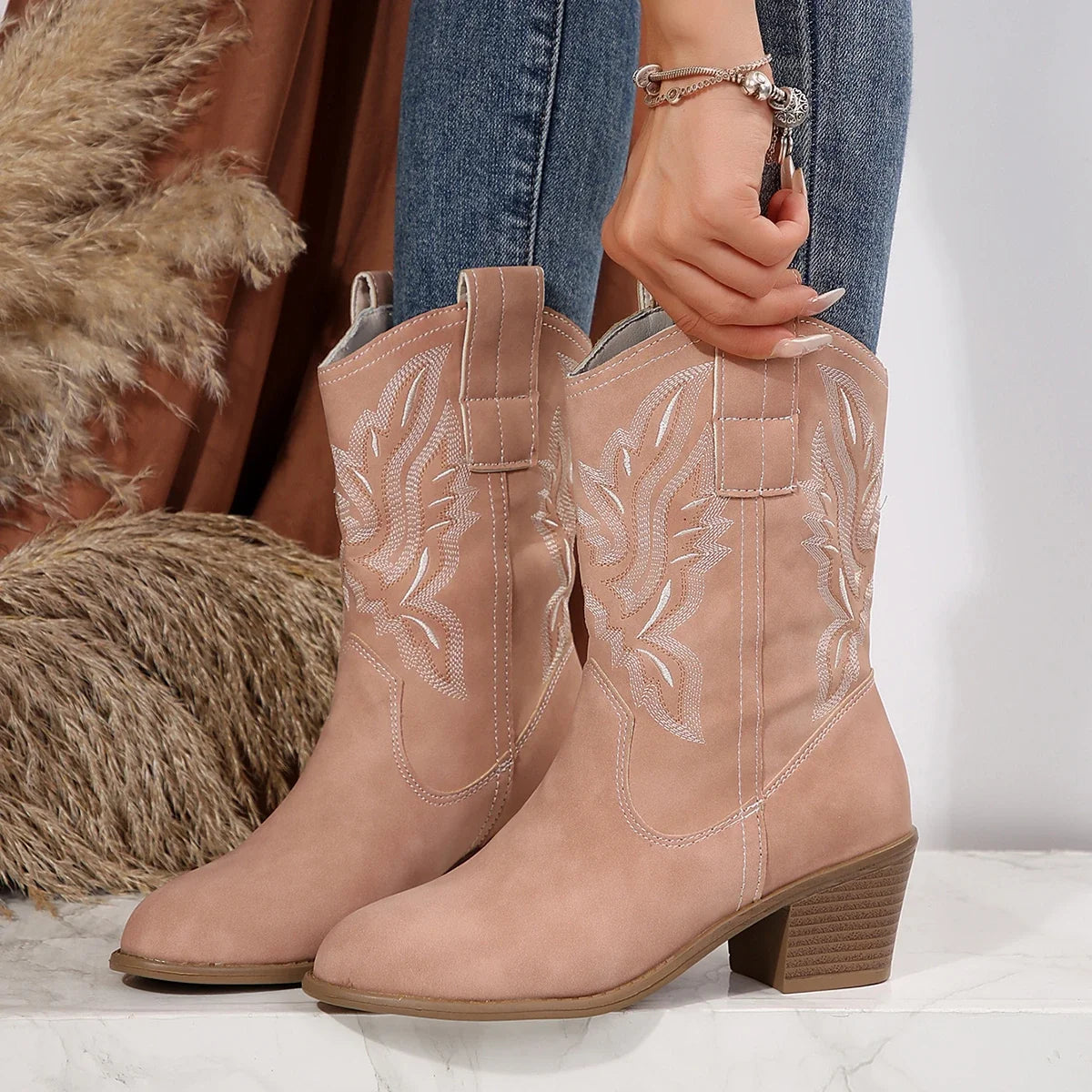 Botas Cowboy Mujer Western Camperas Bajas con Bordado Contrastado