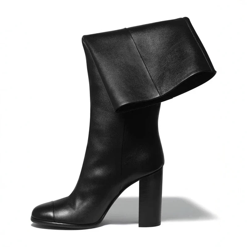 Botas Altas Mujer Negras de Cuero Liso con Cierre Trasero