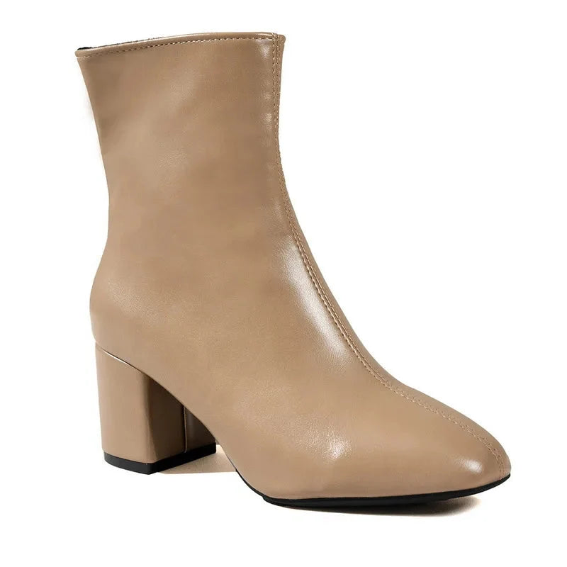 Botines de Charol Mujer con Tacón Cuadrado