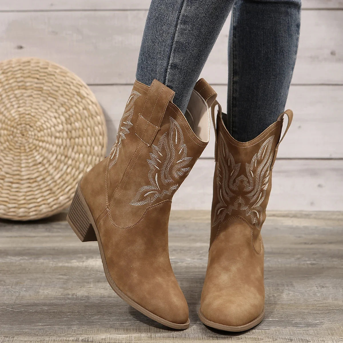 Botas Cowboy Mujer Western Camperas Bajas con Bordado Contrastado