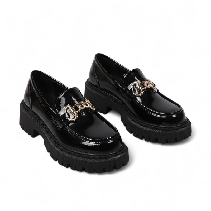 Mocasines con Cadena Mujer de Charol con Cadena Dorada y Suela Gruesa