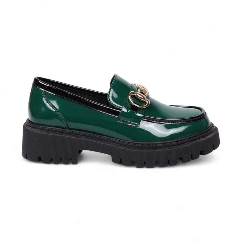 Mocasines con Cadena Mujer de Charol con Cadena Dorada y Suela Gruesa