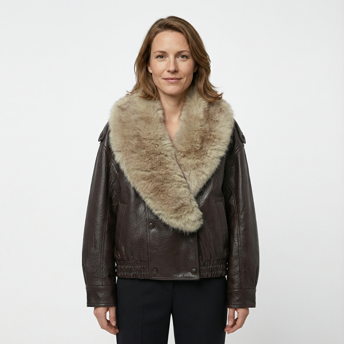 Cazadora Oversize de Polipiel con Cuello Desmontable