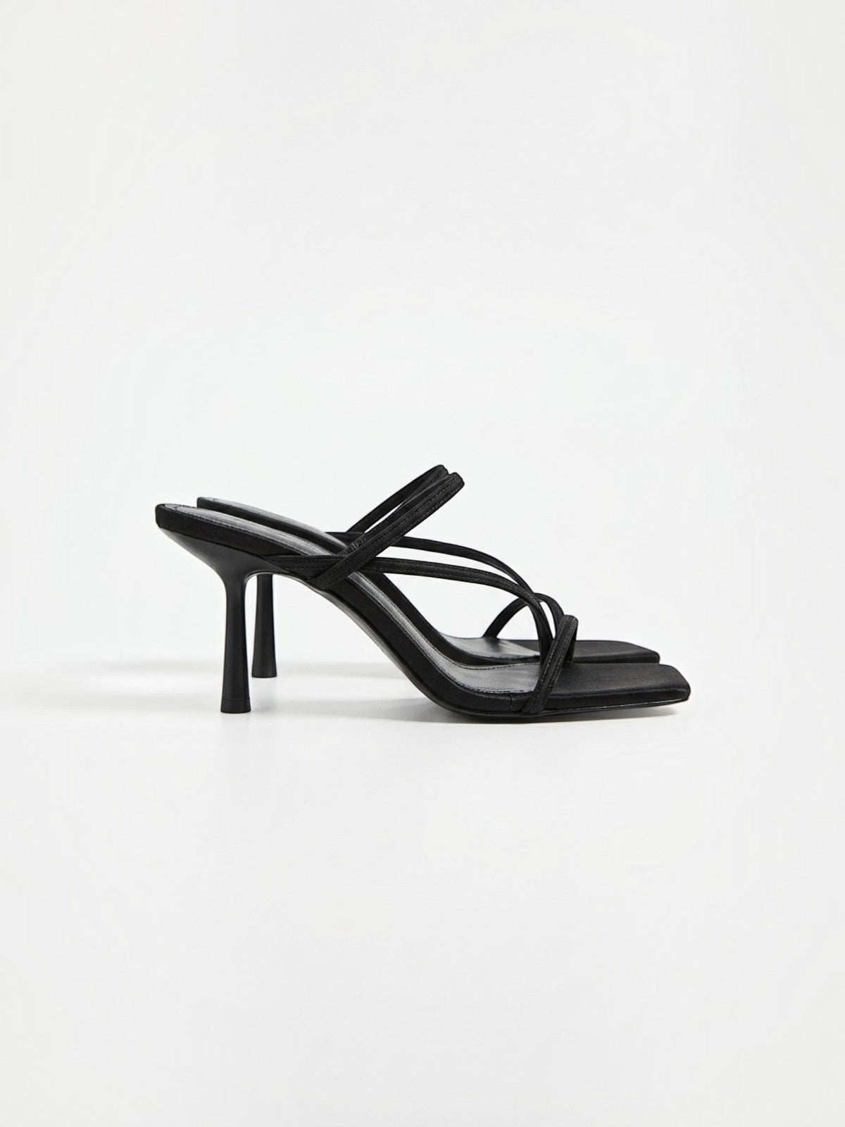 Sandalias mule Valeska de tiras finas