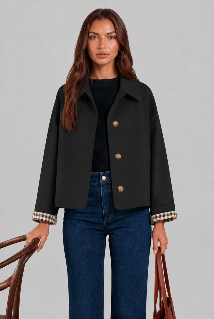 Trench Mujer Corto Boxy con Forro de Cuadros y Botones Grandes - Vista 11