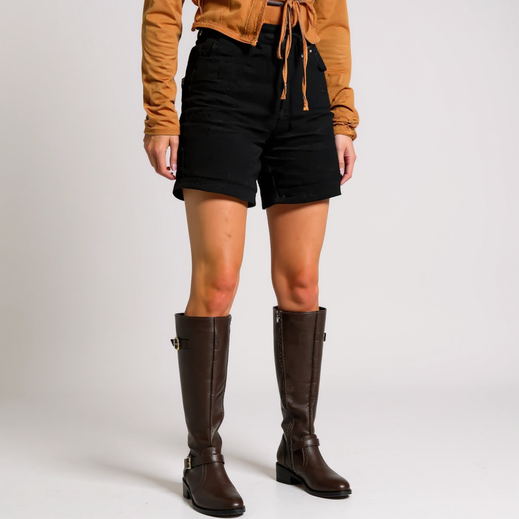 Botas Altas Mujer de Piel con Hebillas Doradas