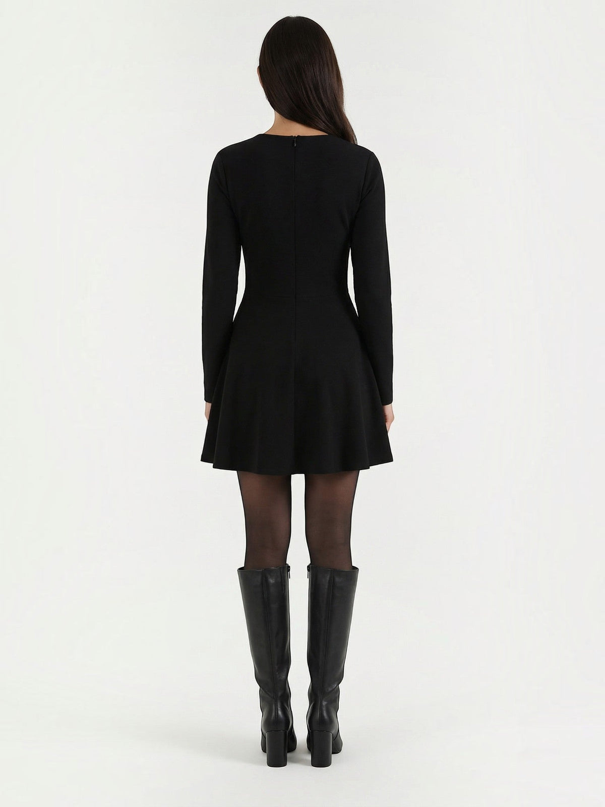 Vestido Corto Vuelo Manga Larga